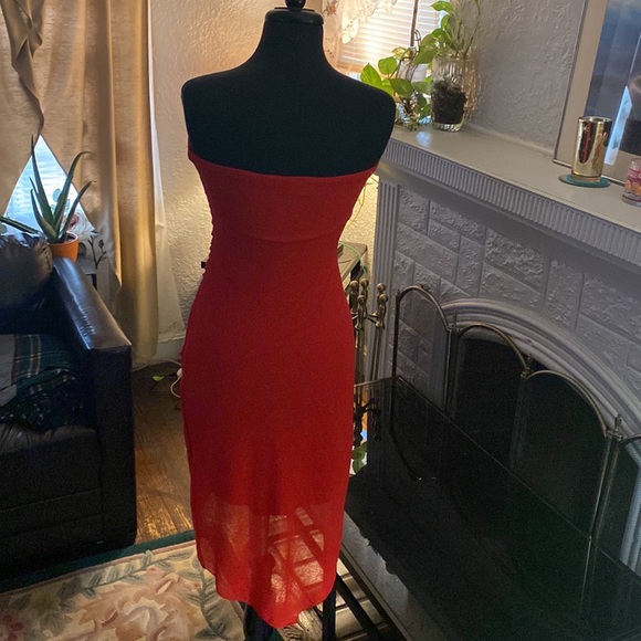 Redlight Roxanne - Picture 4 of 5